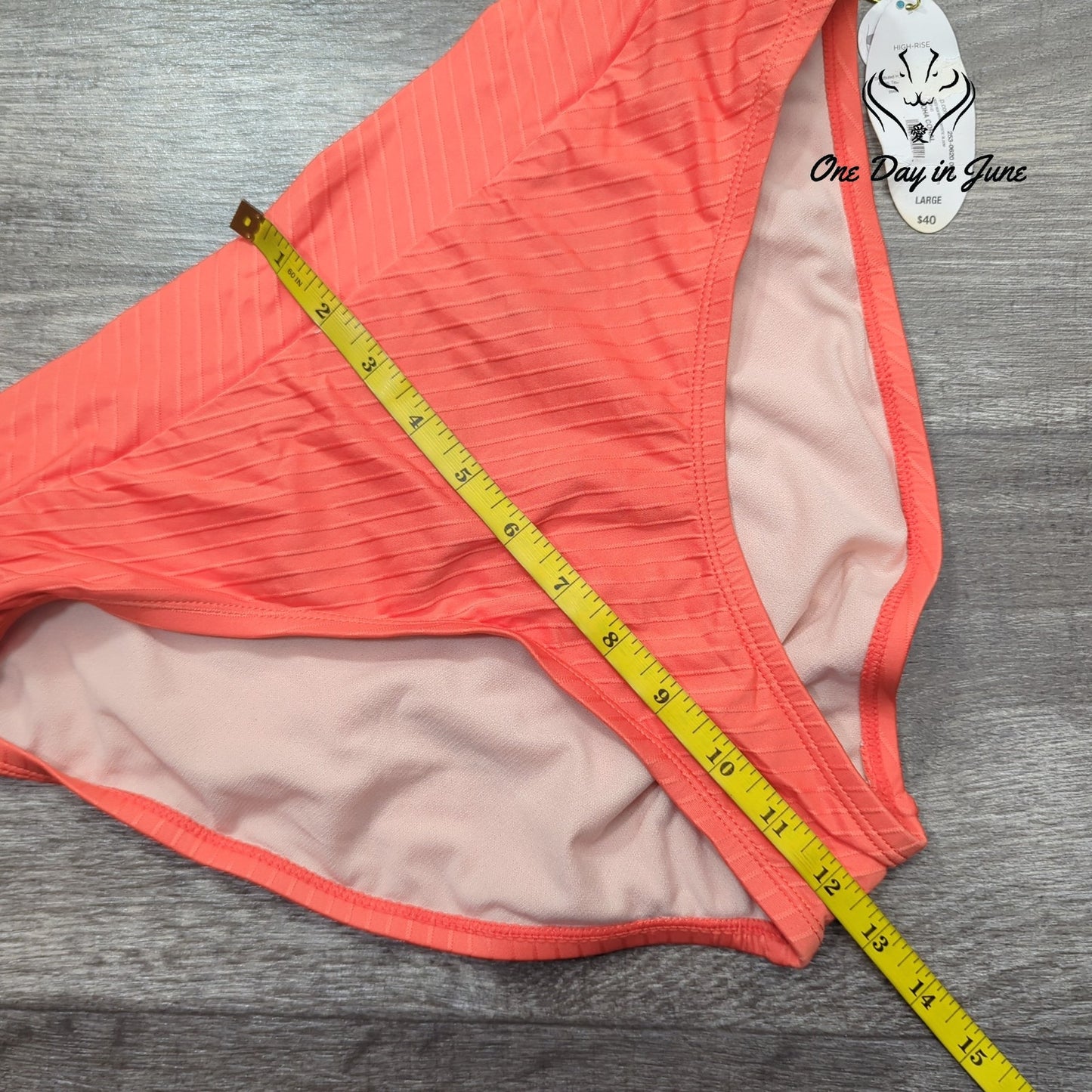 Mynah Medium Coverage Textured Bikini Bottom Size L