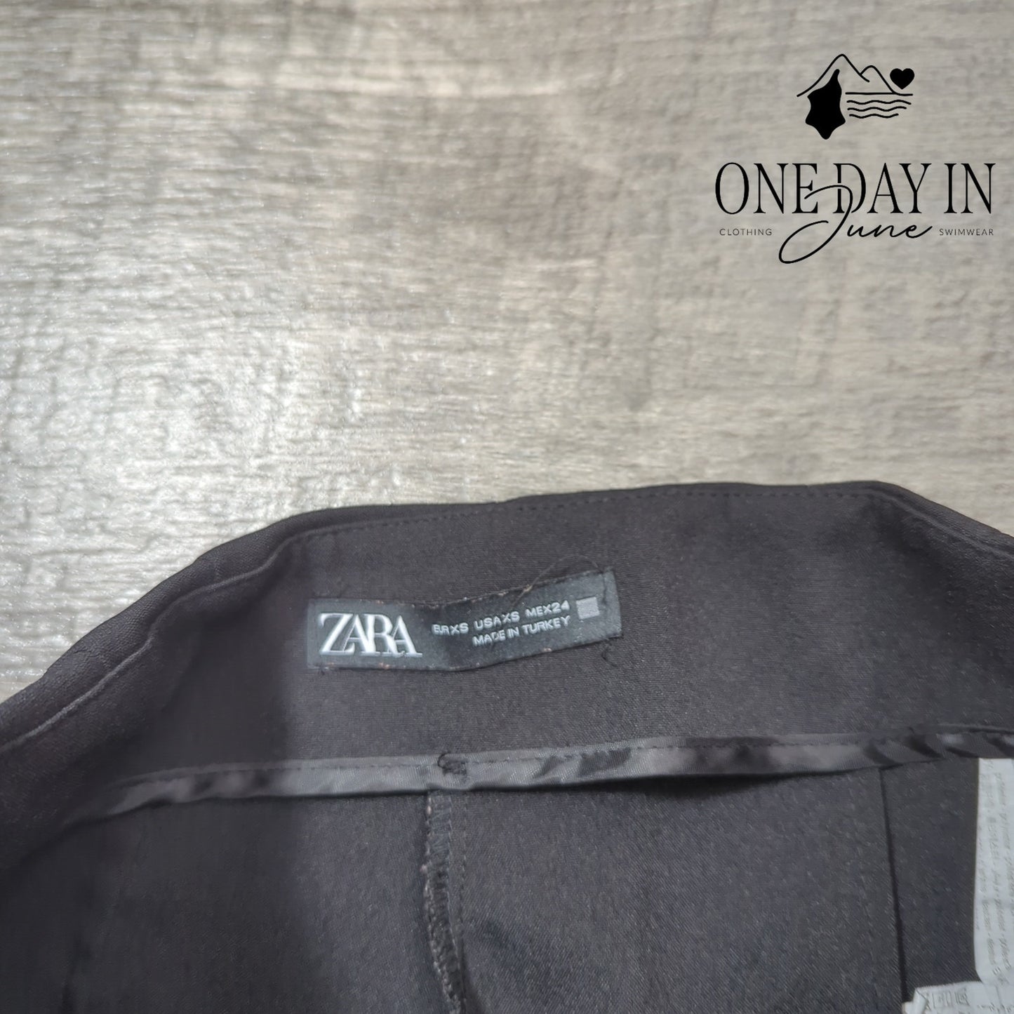 Zara High Waist Straight Leg Pants Size XS