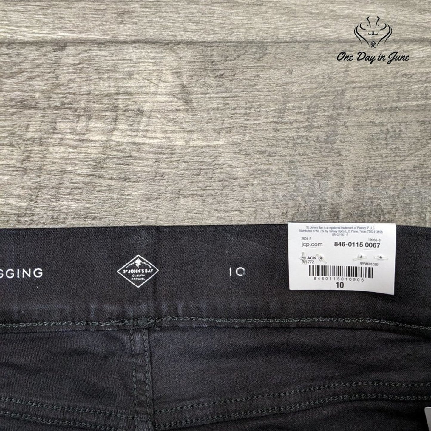 St. John's Bay Mid Rise Jegging Size 10