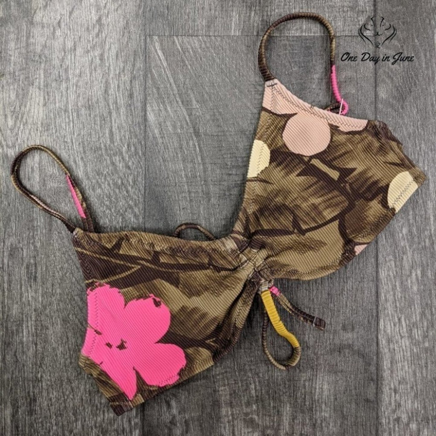 American Eagle Outfitters Textured Scoop Bikini Top Size XS
