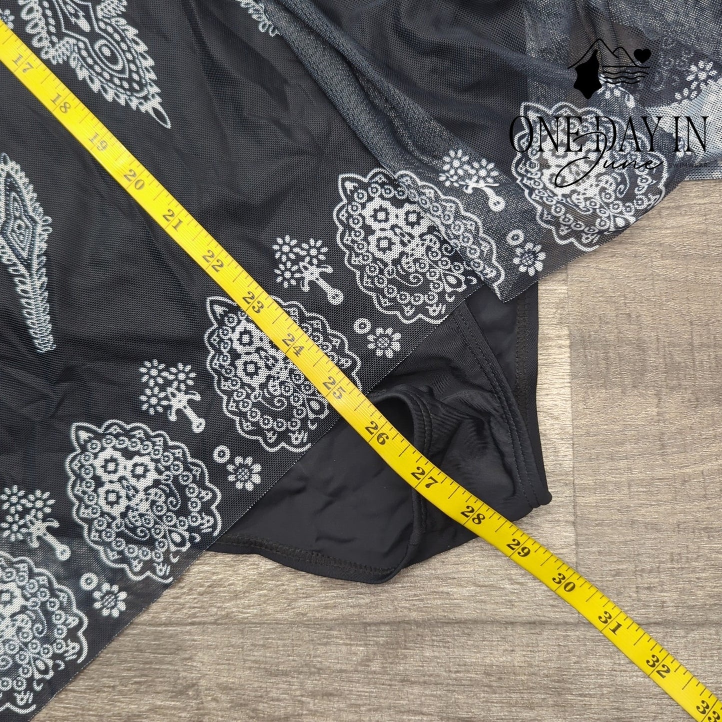 Zando Keyhole Mesh One Piece Swimsuit Size XL