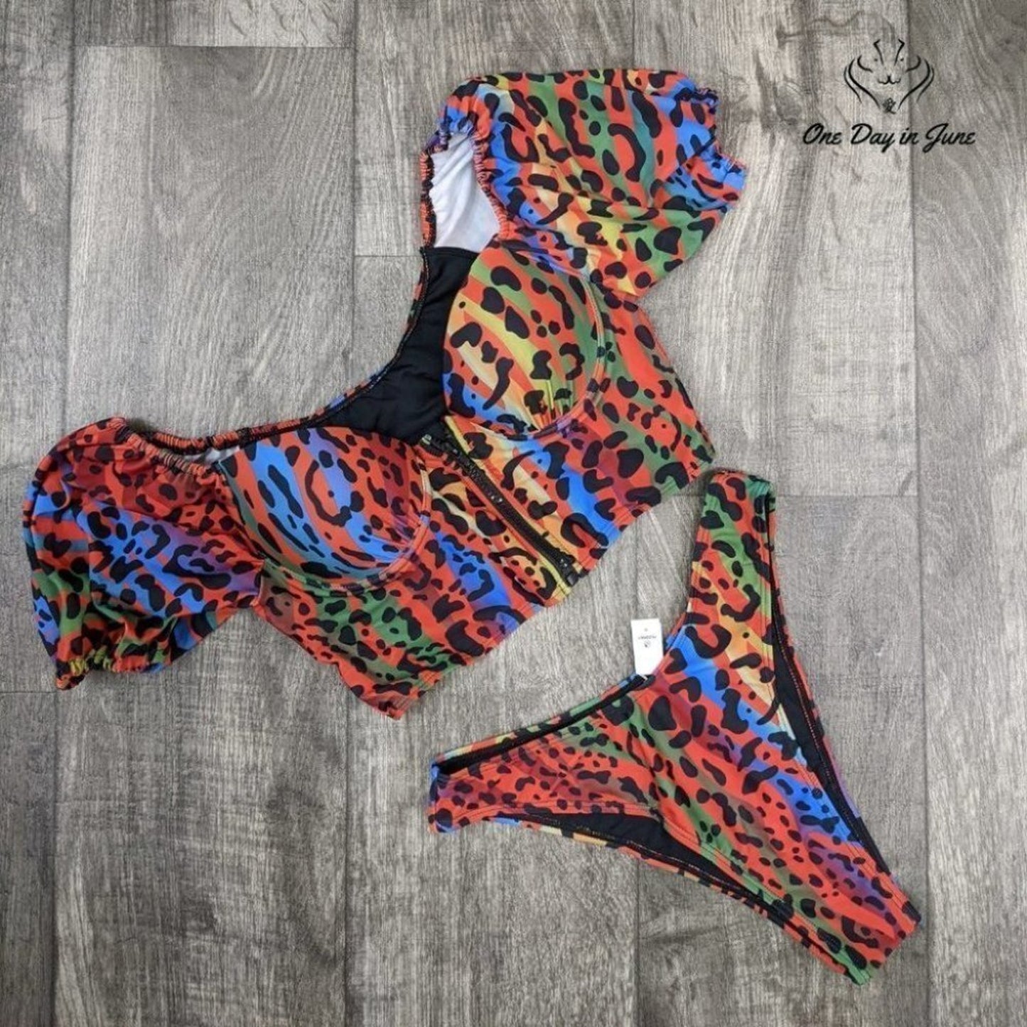 Peddney High Cut Zip Front Bikini Swimsuit Size M