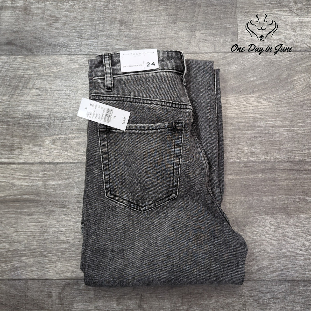 Pacsun 90s Boyfriend Distressed Jeans Gray Black High Rise NWT Size 24 (0)