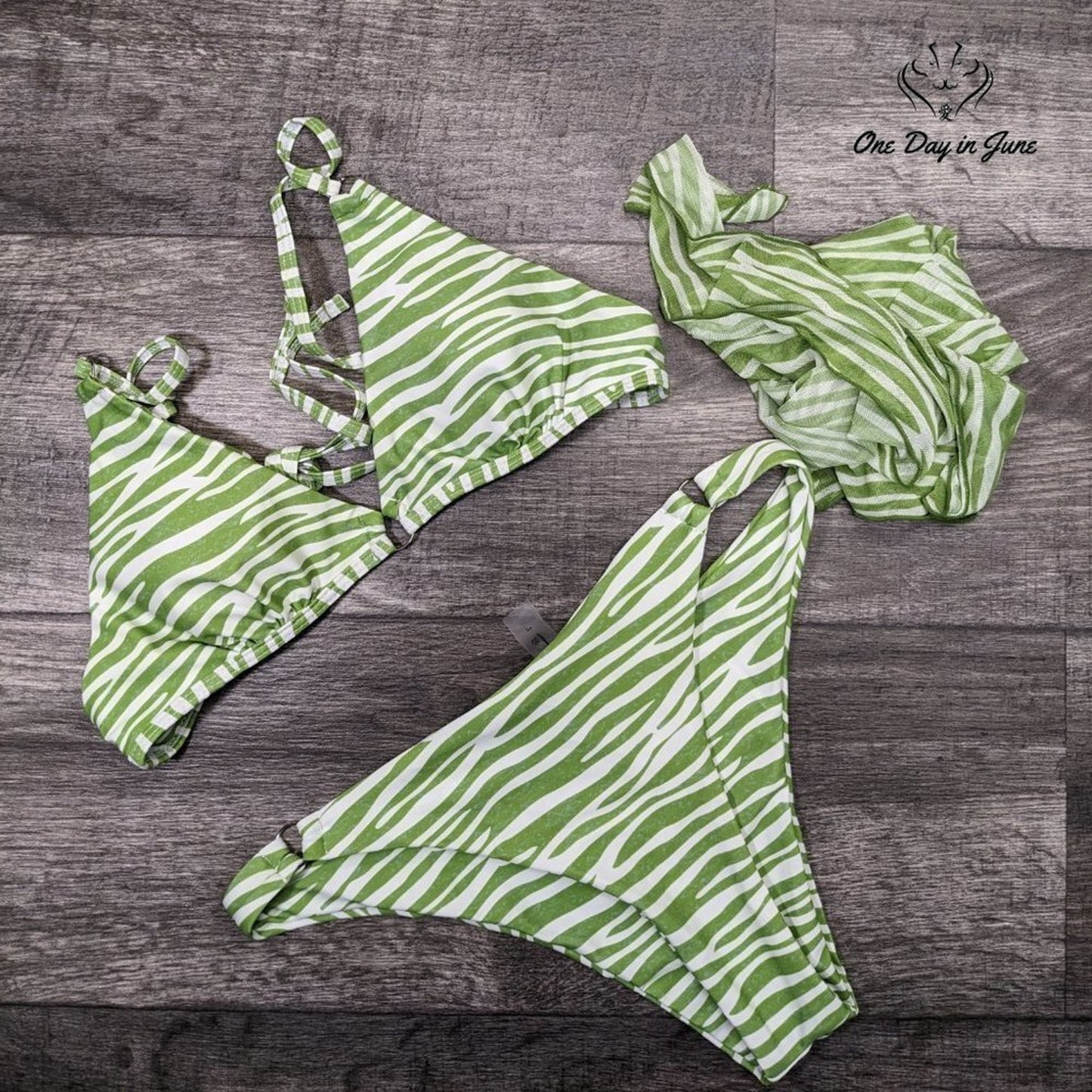 Soly Hux 3 Piece Triangle Bikini with Mesh Cover Up Size L