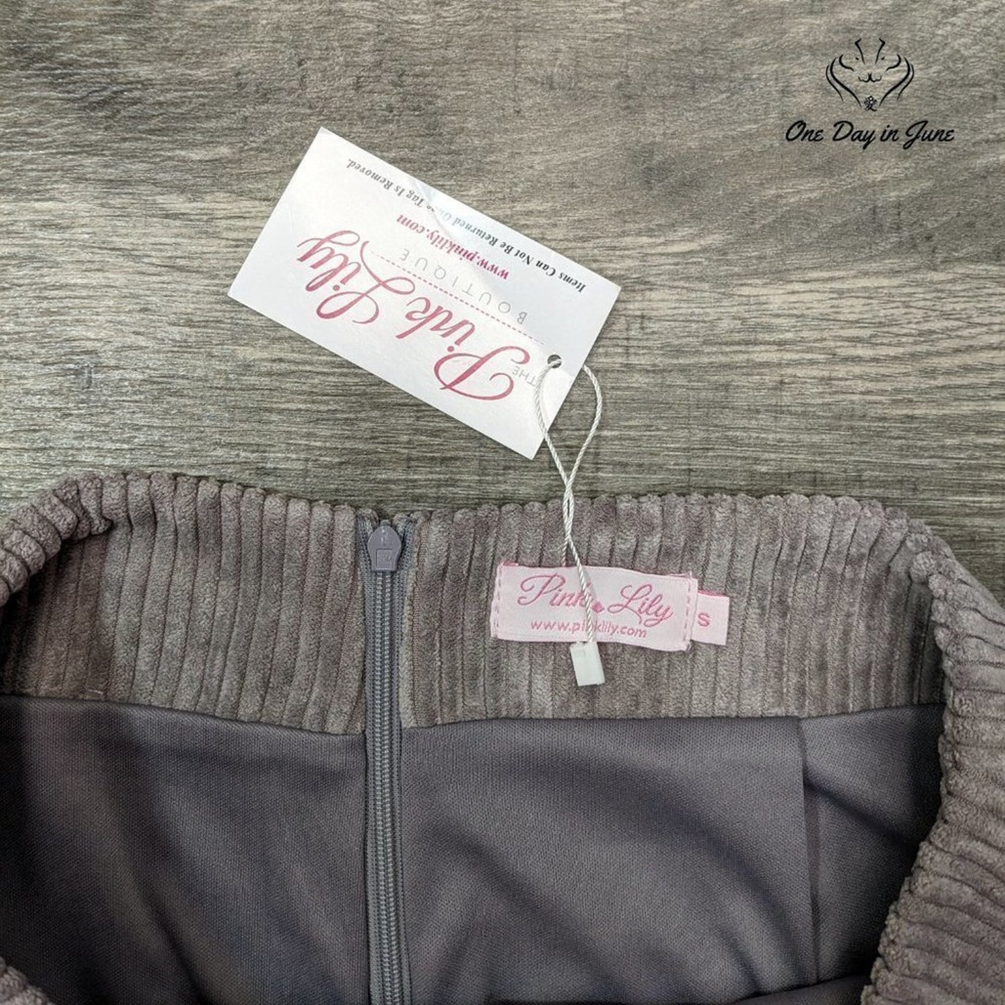 Pink Lily Zip Back Mini Skirt Size S