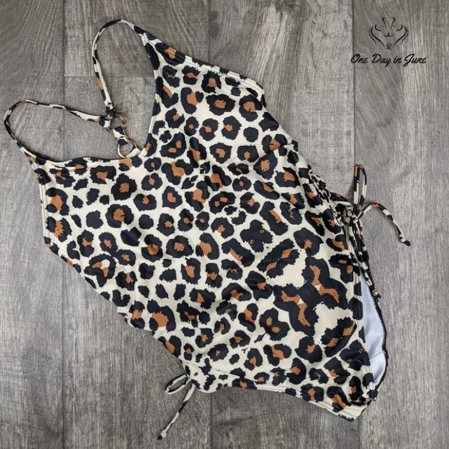 Charmleaks Ring Back Leopard One Piece Size M