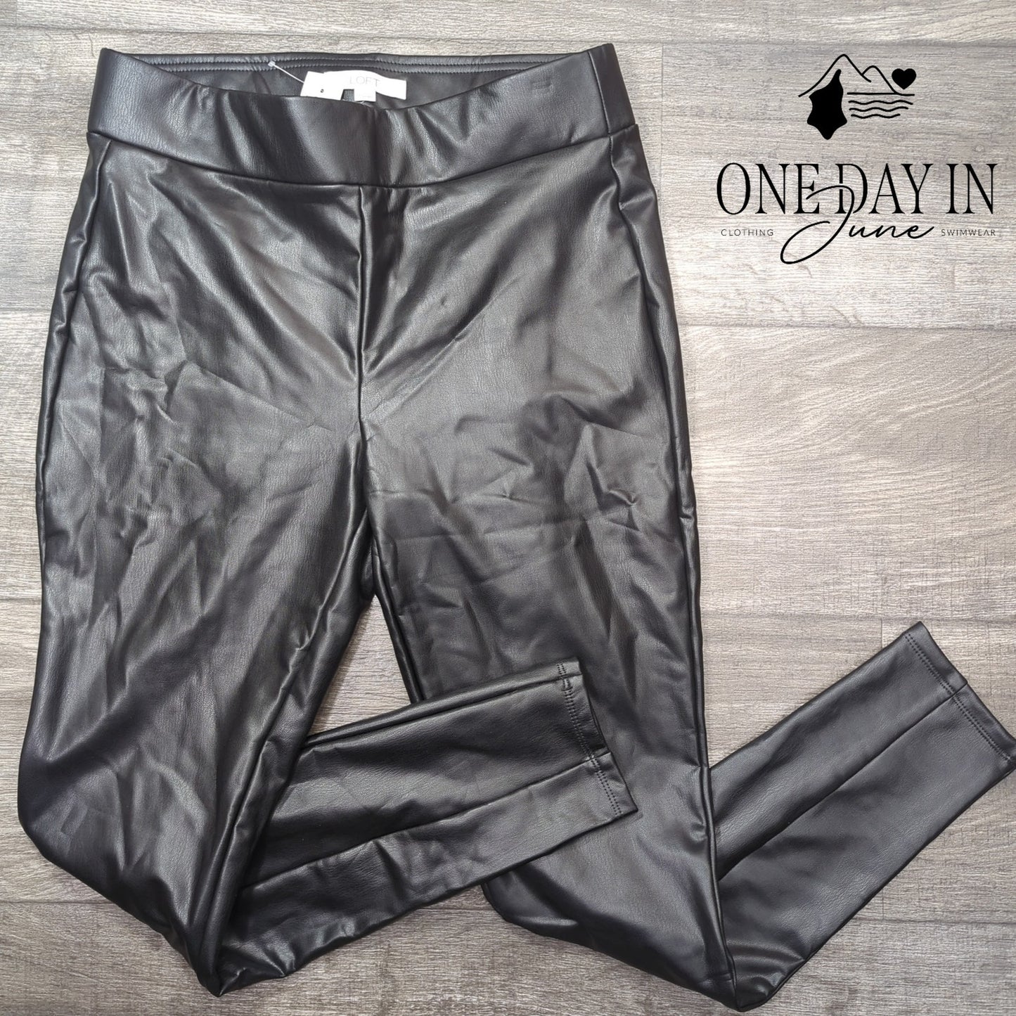 Loft Faux Leather Skinny Ankle Pants Size M