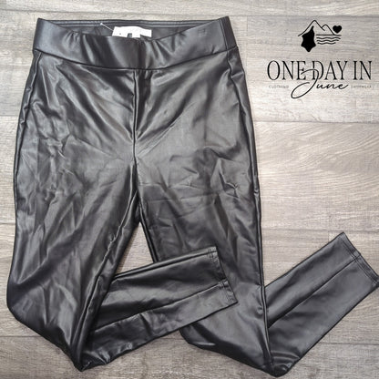 Loft Faux Leather Skinny Ankle Pants Size M