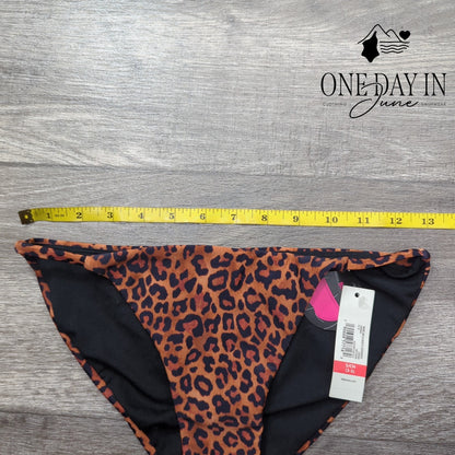 No Boundaries Moderate Coverage Leopard Bikini Bottom Size S
