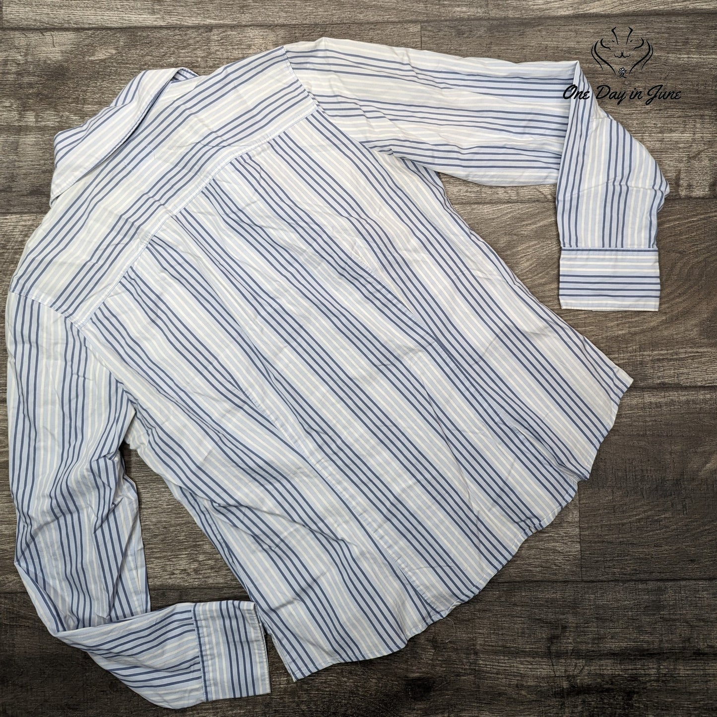 G.H. Bass Vintage Button Down Top Size M