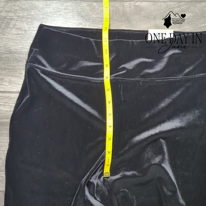 INC International Concepts Velvet Skinny Leg Size M