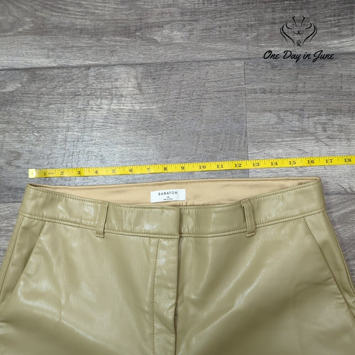 Babaton Aritzia Faux Leather Pants Beige Tan Straight Leg Trousers Size 14
