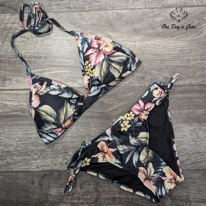 I Love Sexy Beauty Floral Tie Bottom Halter Bikini Swimsuit Size M
