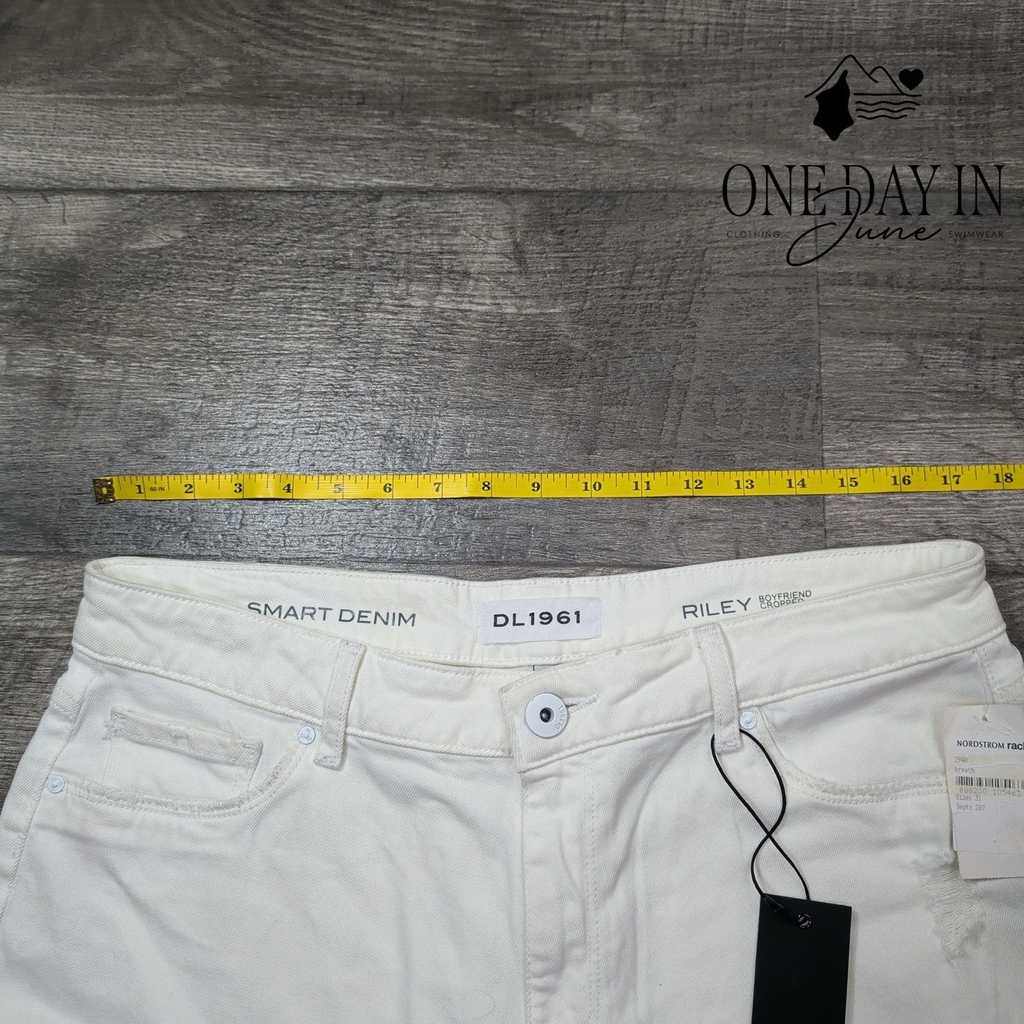 DL1961 Riley Boyfriend Crop Jeans White Distressed Raw Hem NWT Size 12 (31)
