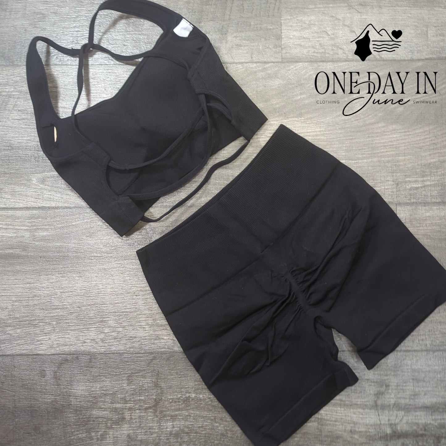 Aleumdr Strappy Back Yoga Ruched Shorts Set Size S