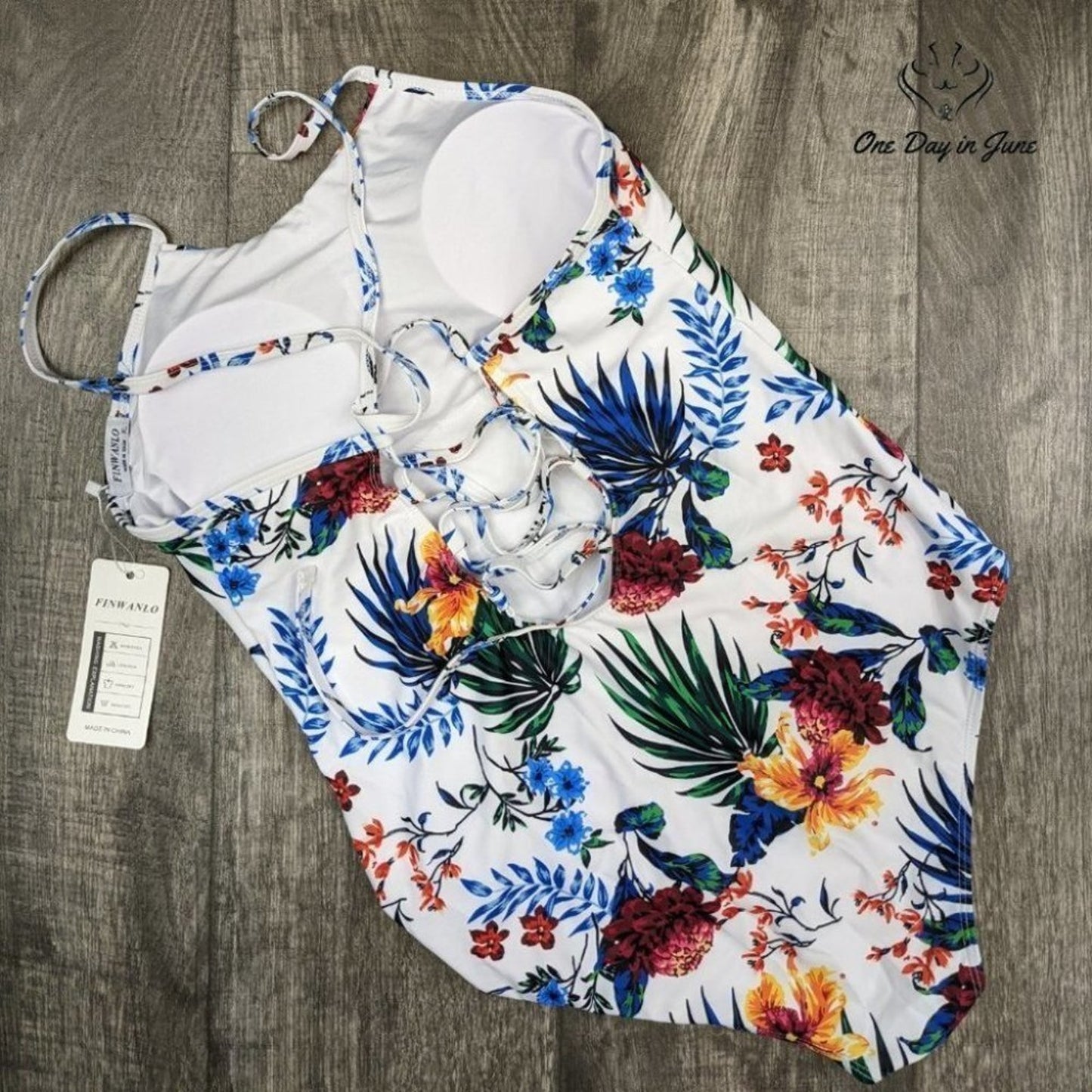 Finwanlo Criss Cross Lace Up One Piece Swimsuit Size XL