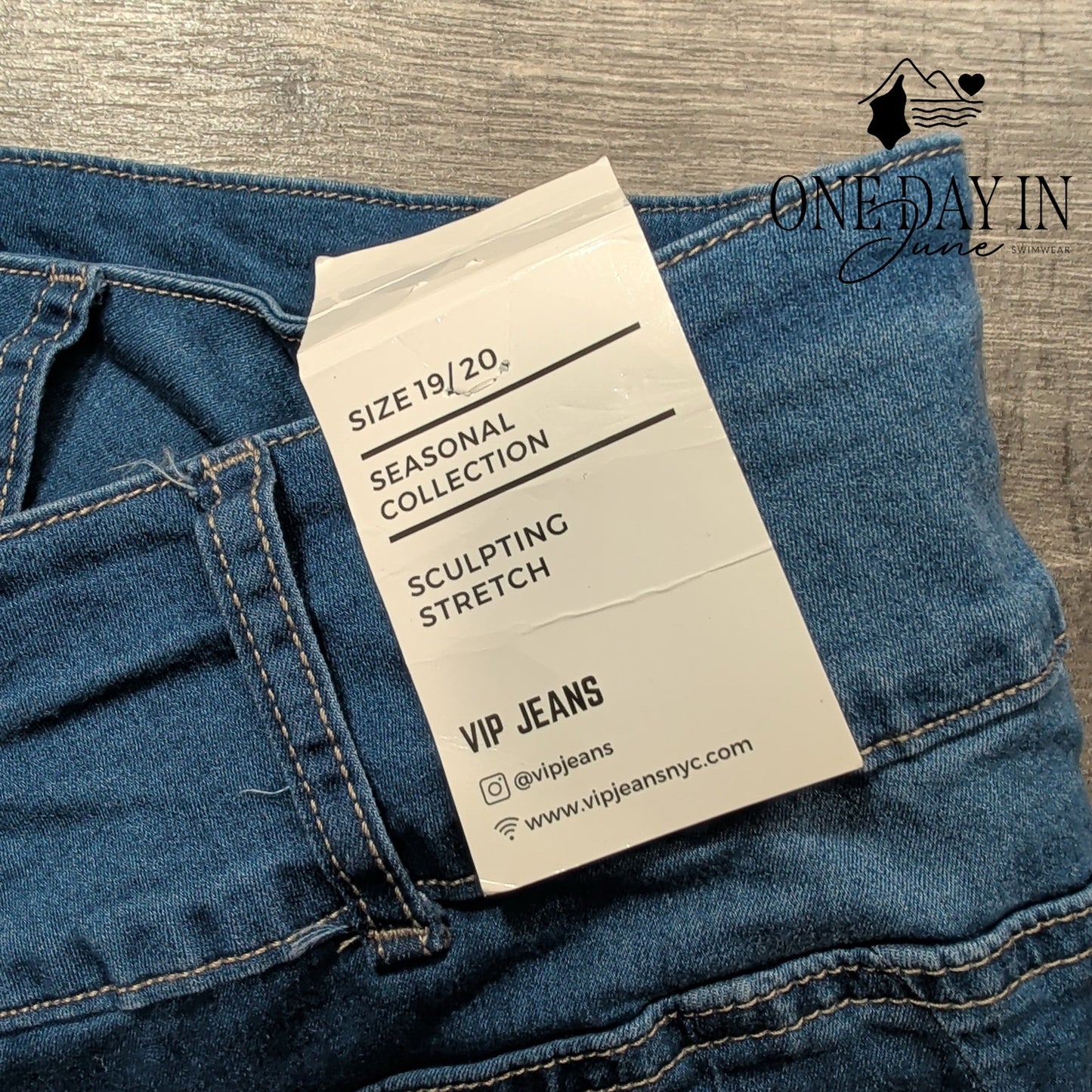 VIP Jeans Sculpting Stretch Denim Jeans Size 20