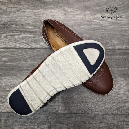 Fashion Faux Leather Wingtip Shoes Size 9 (42)