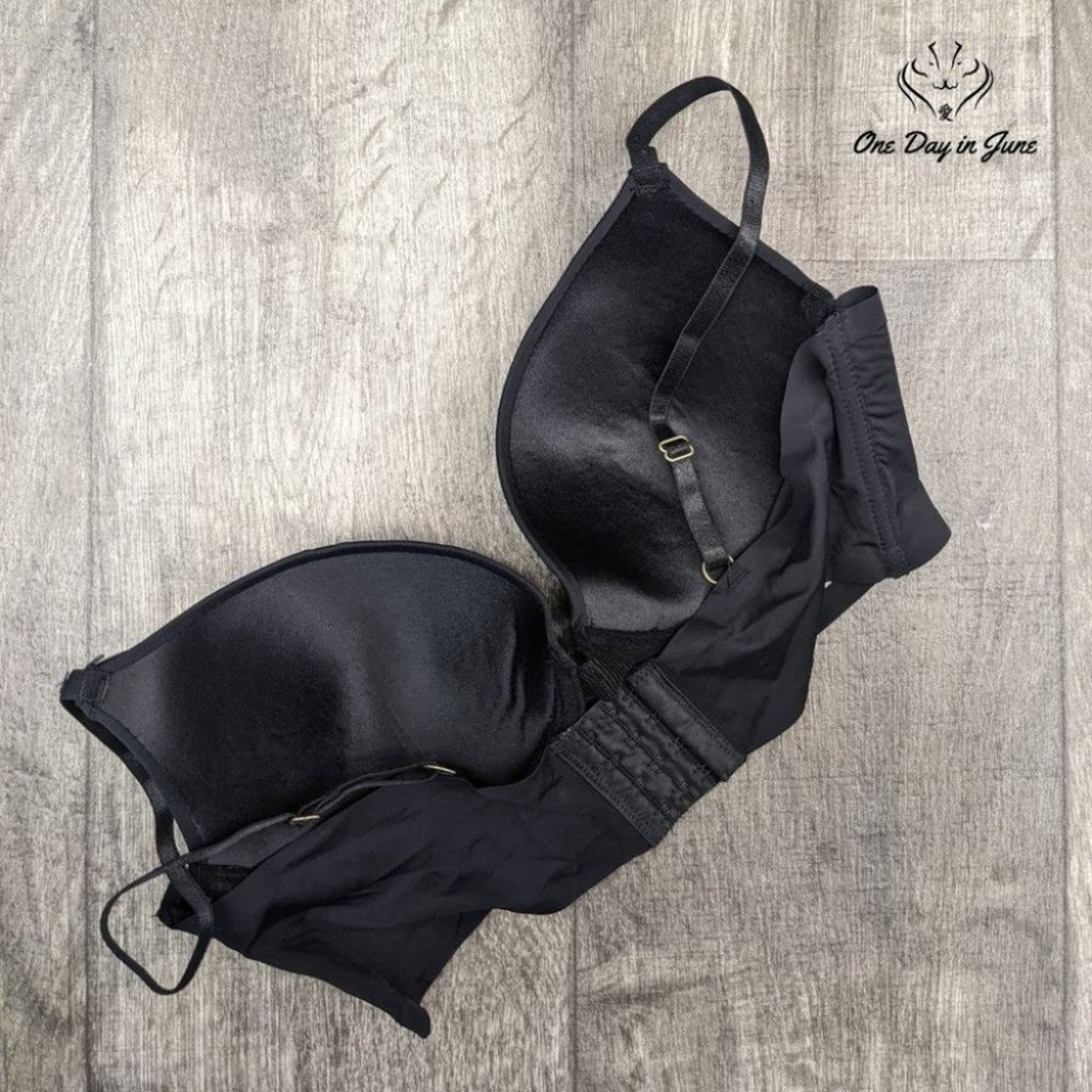 Vince Camuto Push Up Bra Size 38C