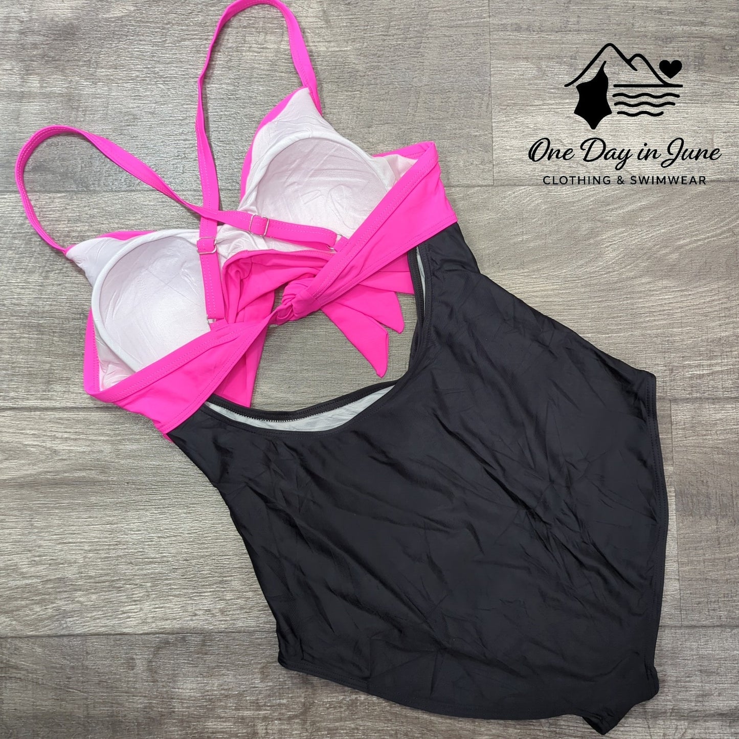 American Trends Cross Front Tie Back Cut Out One Piece Swimsuit Size L