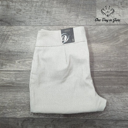 Versona Modern Ankle Pants Size M
