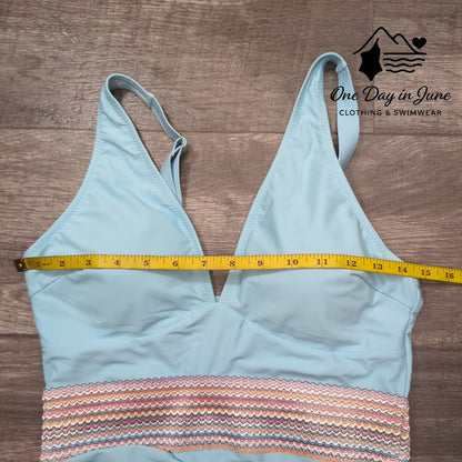Blooming Jelly V Neck Embroidered Ruched One Piece Swimsuit Size M