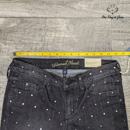 Universal Thread Mid Rise Skinny Jeans Size 2