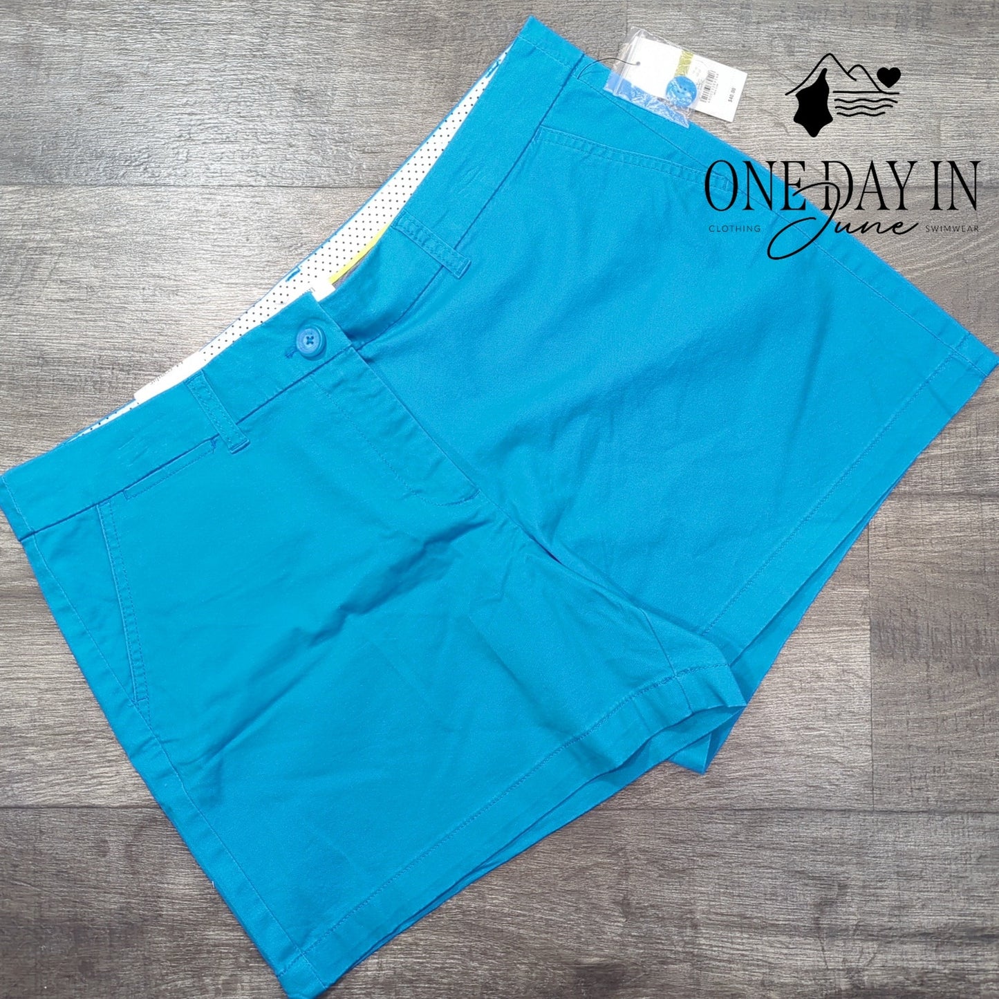 Crown & Ivy Flat Front Shorts Size 14