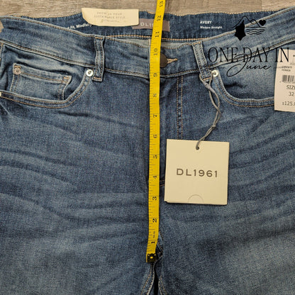 DL1961 Avery Modern Straight Jeans Size 32X32