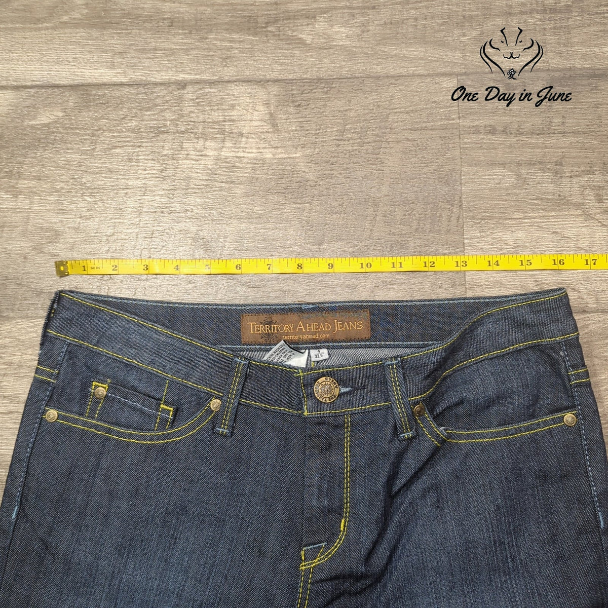 Territory Ahead Jeans =Women's Straight Leg Dark Wash Denim Size 4