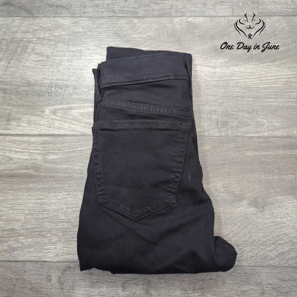 Topshop Jamie High Rise Distressed Skinny Jeans Black NWT Size 2 (25X32)