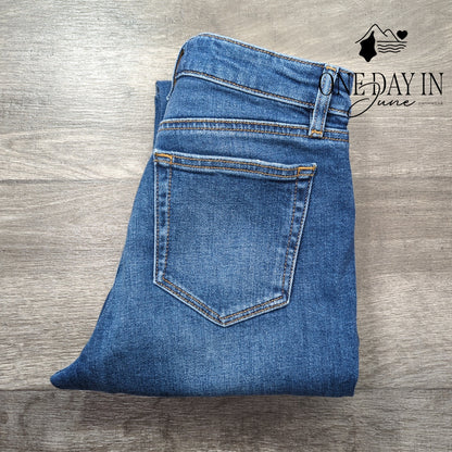 Loft Petite The Kick Crop High Rise Curvy Jeans Size 2P