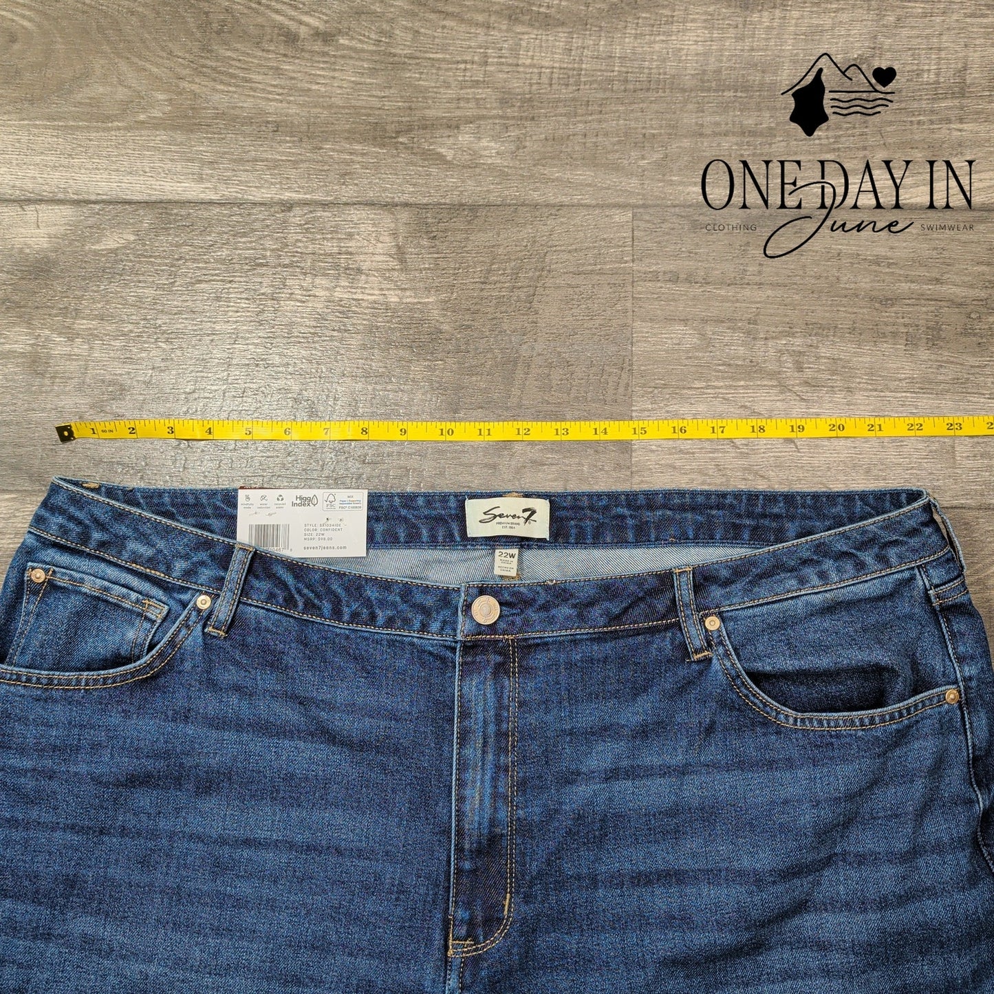 Seven7 Plus Size Loose Straight Jeans Size 22W