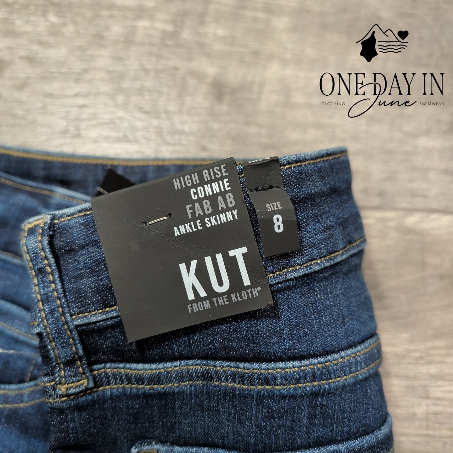 Kut from the Kloth High Rise Connie Ankle Jeans Size 8