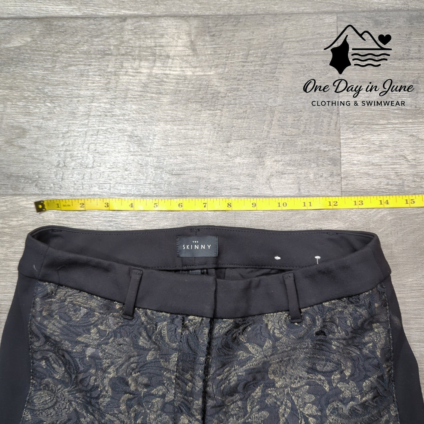 White House Black Market The Skinny Ankle Pants Size 2