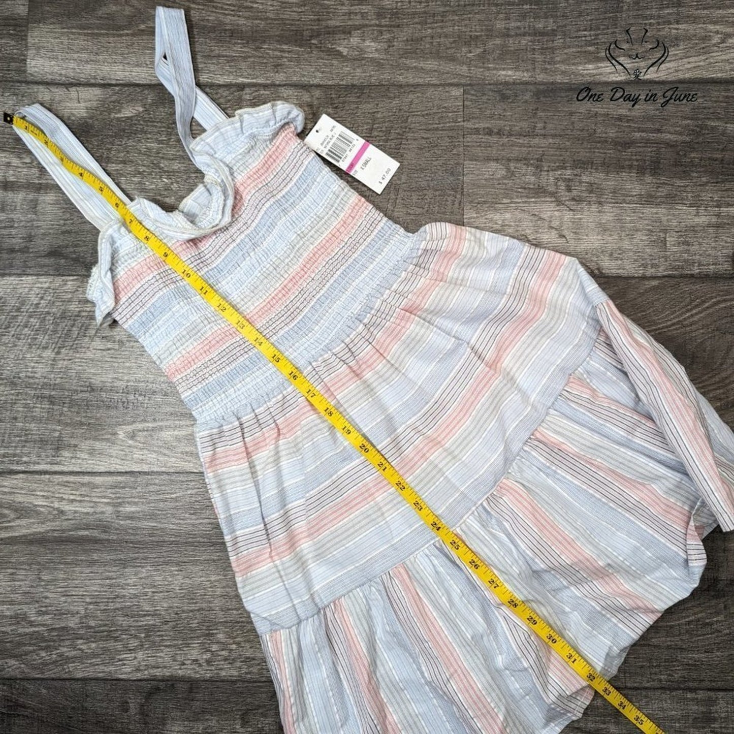 Speechless Sleeveless Smocked Dress Size XS