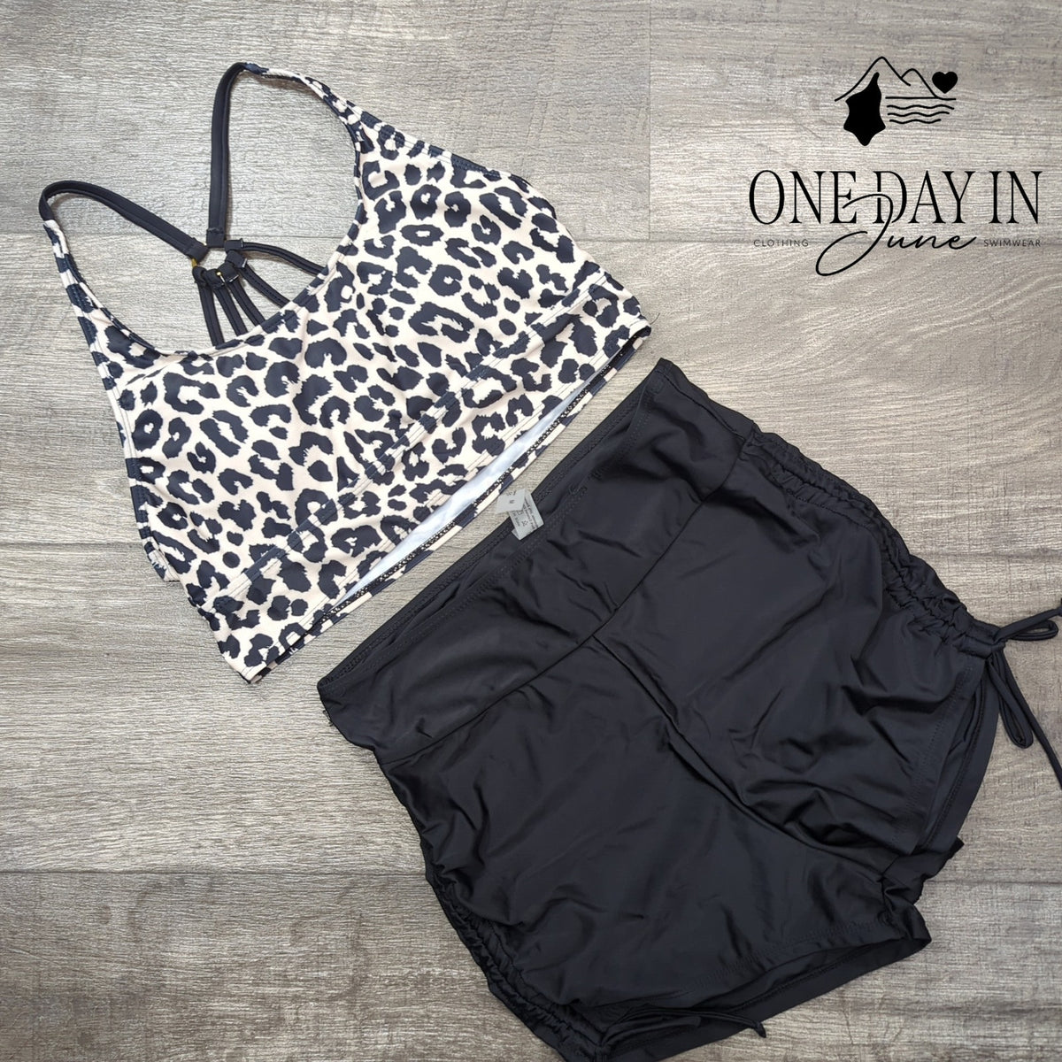 CharmLeaks Leopard Crop Bikini Swimsuit Black Drawstring Shorts Size M