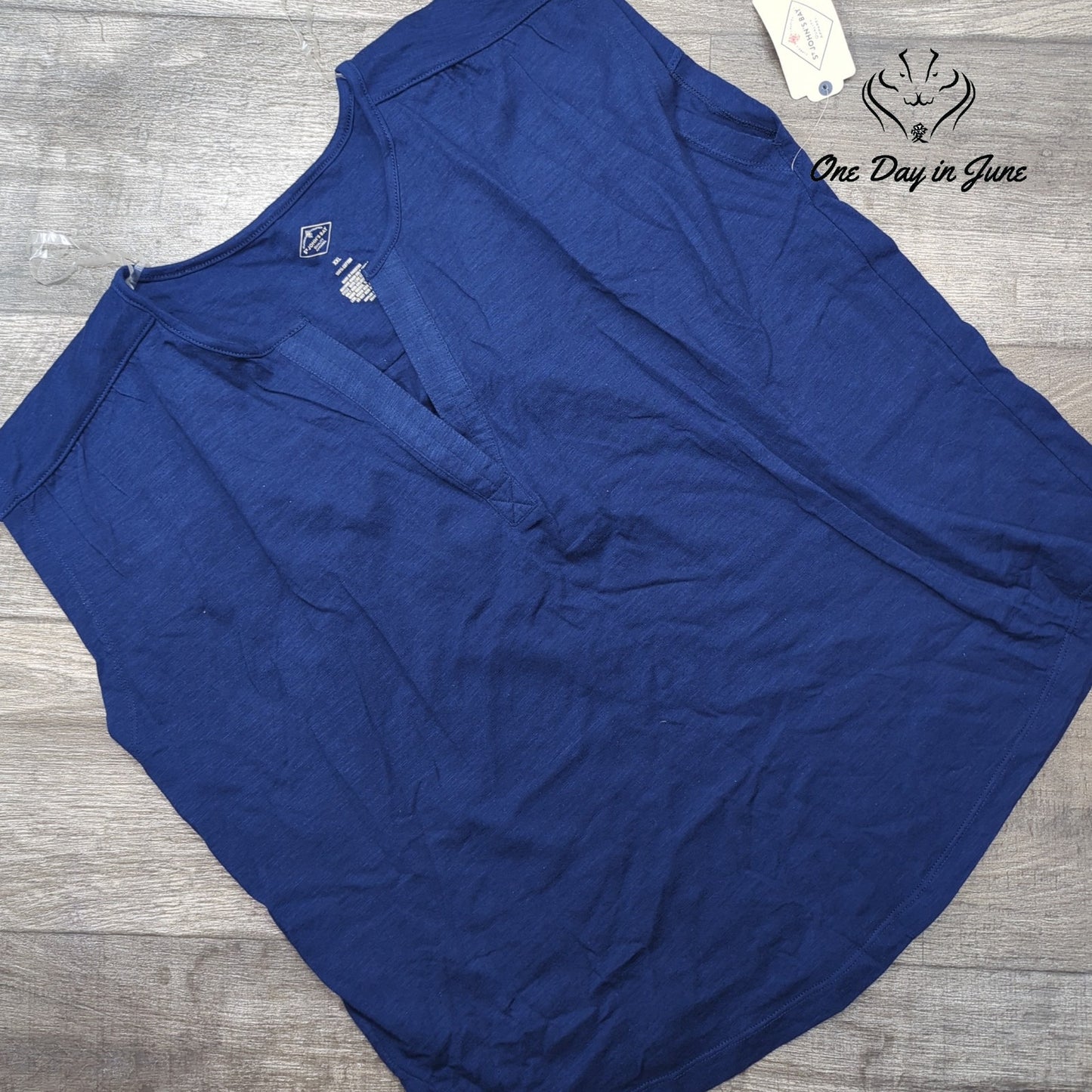 St. John's Bay Sleeveless V Neck Top Size XXL