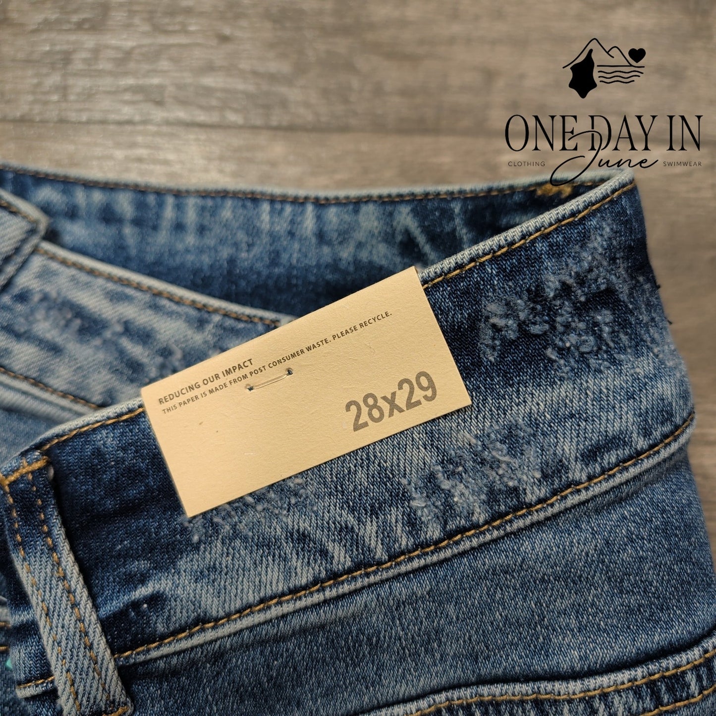 KanCan Straight Leg Jeans Size 28X29