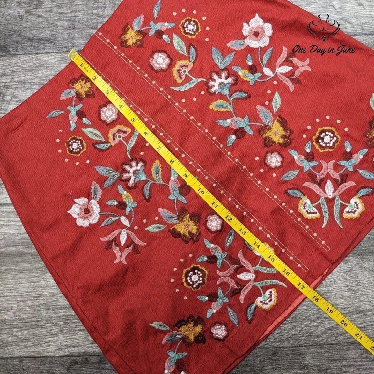 Miami Embroidered Midi Skirt Size M