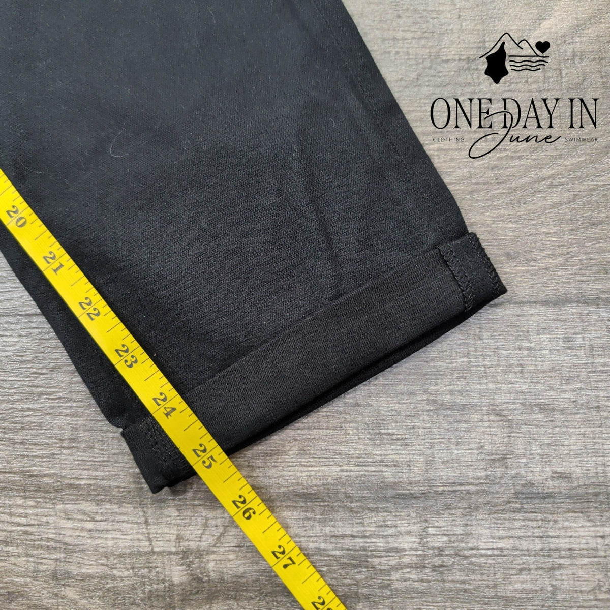 AG Adriano Goldschmied The Caden Tailored Trouser Black NWT $215 Size 4 (27)
