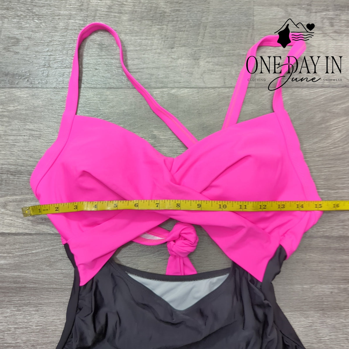 Eomenie Cross Front Cutout One Piece Swimsuit Hot Pink Black NWT Size S