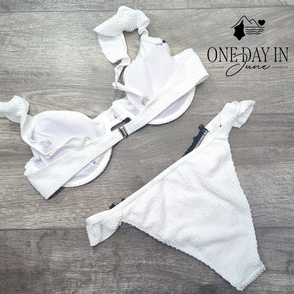 CharmLeaks Smocked Underwire Ruffle Bow Bikini Swimsuit White Black Size L