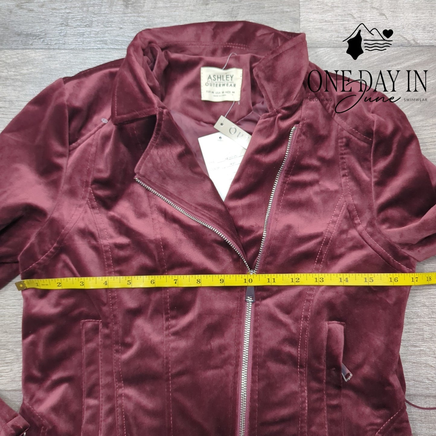 Ashley by 26 International Zip Front Velour Jacket Size M