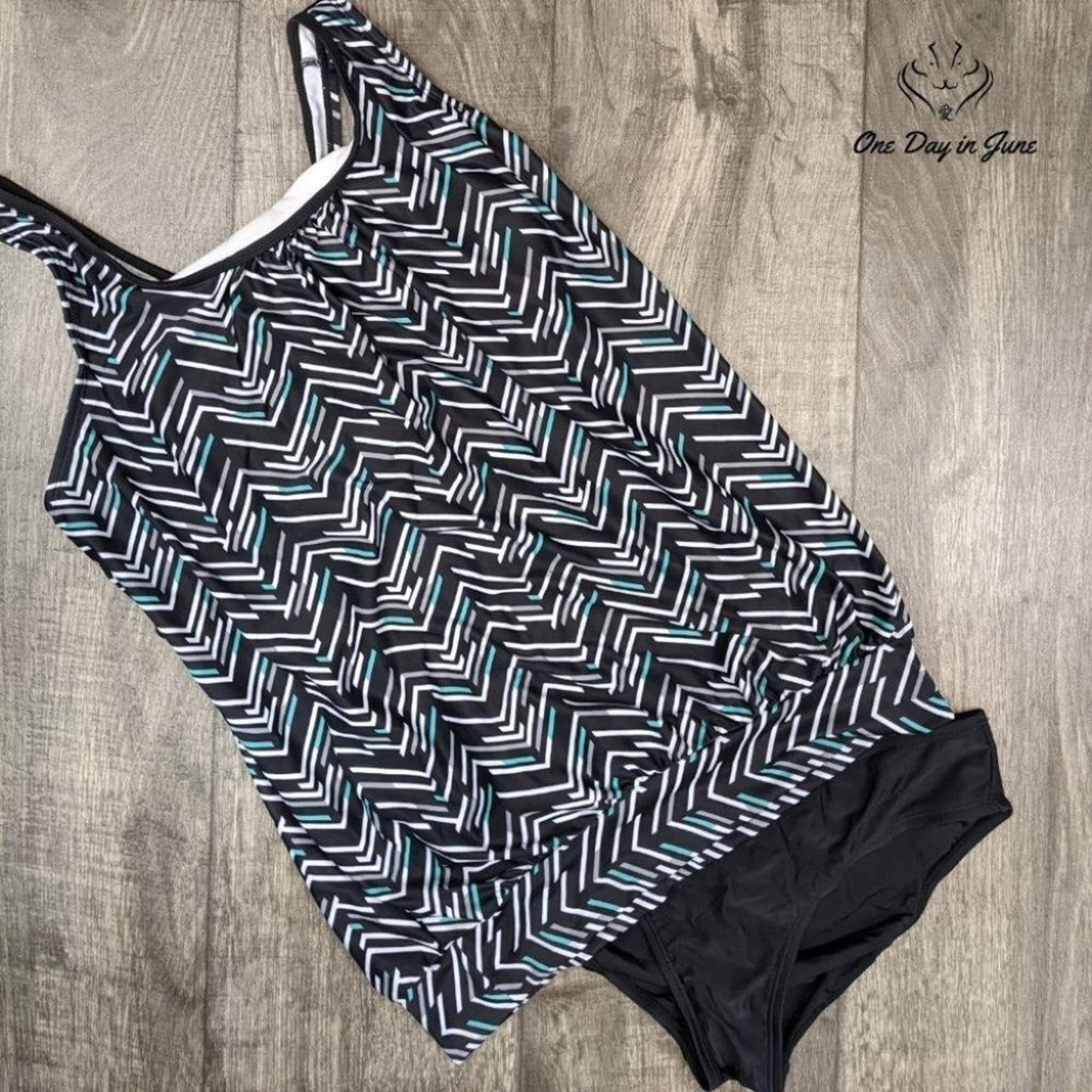 Bikinx Geo Tankini Swimsuit Size S