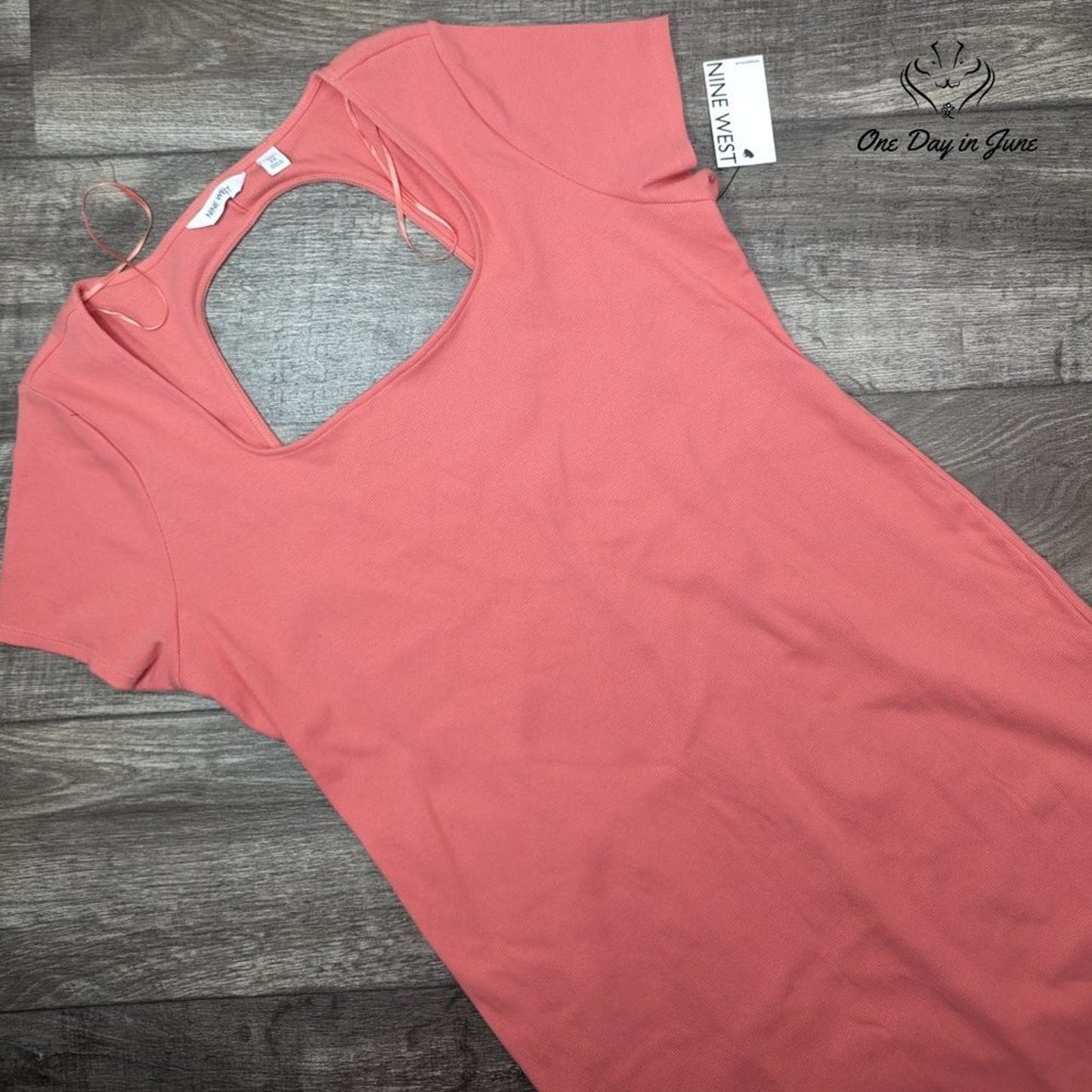 Nine West Short Sleeve Open Back Dress Size 2X