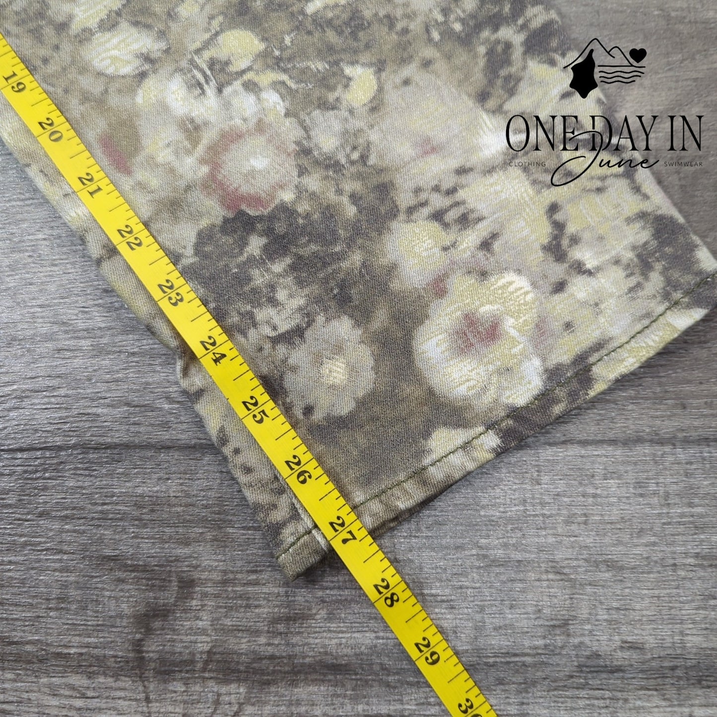 Chico's So Slimming Girlfriend Ankle Jeans Size Chico's 3 (16)