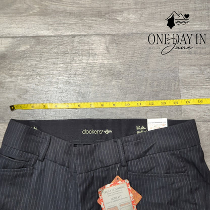 Dockers Truly Slimming Pinstripe Straight Leg Pants Size 10S