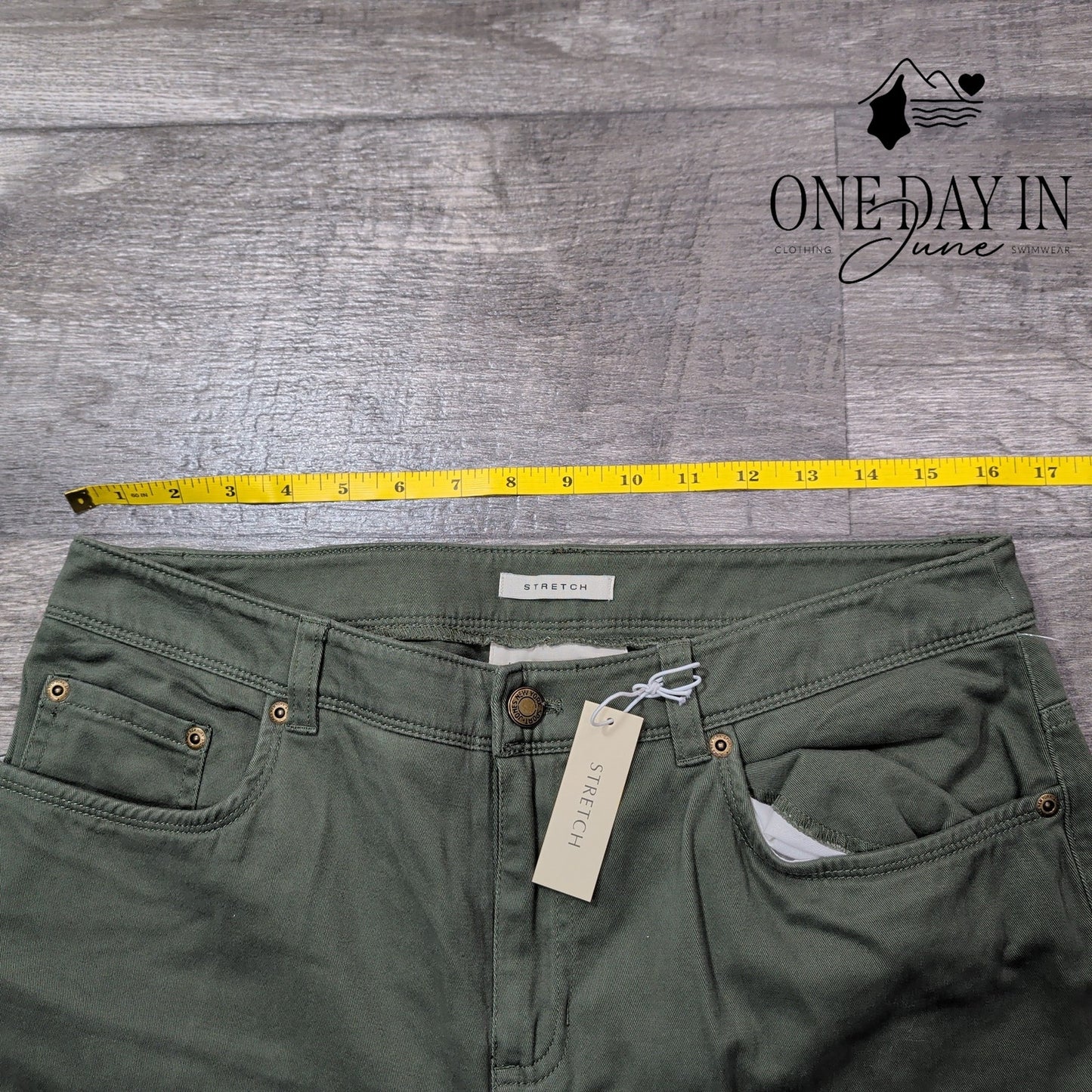 Jones New York Bootcut Jeans Green Stretch Mid Rise Wide Leg NWT Size 10