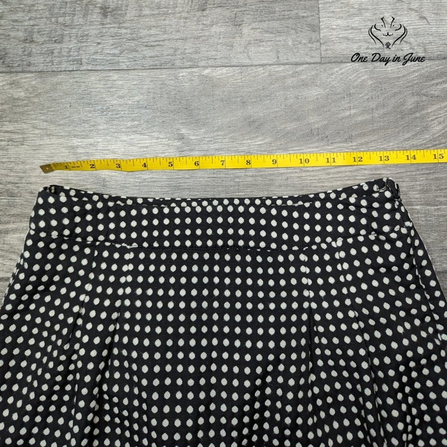The Limited Polka Dot Lined Mini Skirt Size 2